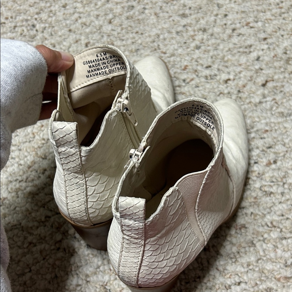Altar'd State Ivory Textured Booties - Picture 6 of 6